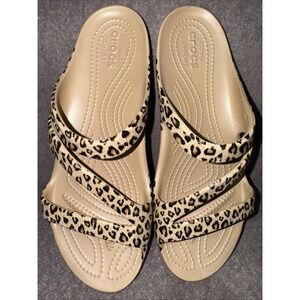 Crocs Iconic Comfort Leopard Print Straps Slip-On Sandals Women's Size 9 W